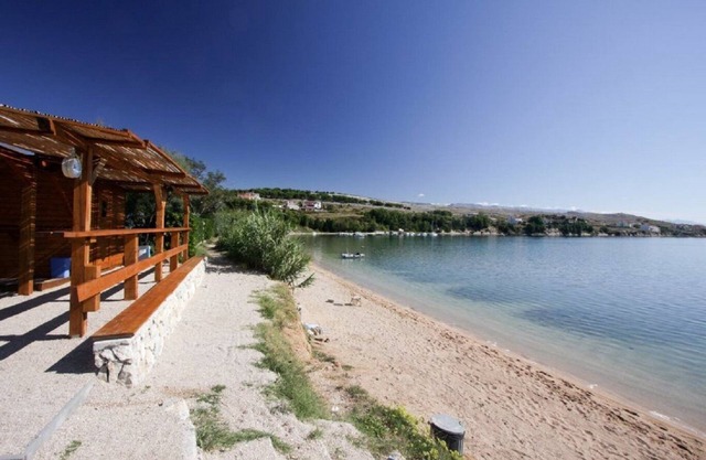 Apartment Zdrave - near beach: A3(3+1) - Vlasici, Island Pag, Croatia