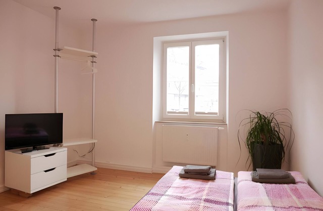 Apartamento 'Zweiteheimatfreiburg - Schwarz' con jardín compartido, balcón y Wi-Fi