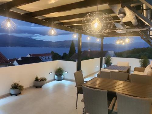 Apartments Brač