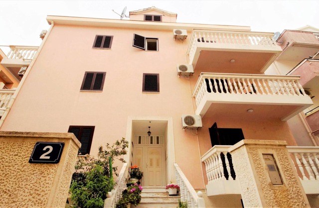 Apartments Glomazic