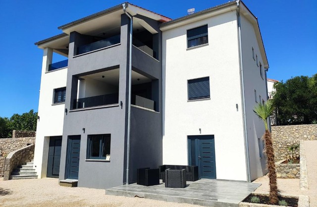 Apartments Pina