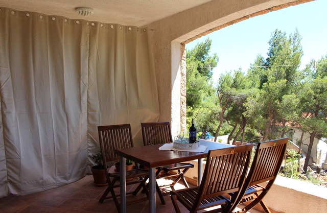 Apartamentos Vrankovic (24891-A1) - Sv. Nedjelja (Hvar)