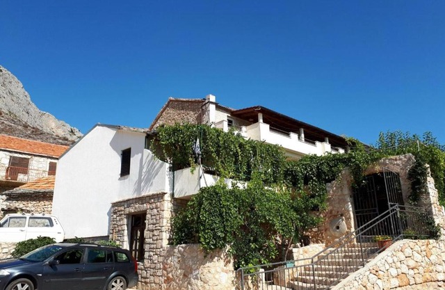 Apartments with parking space Ivan Dolac, Hvar - 8753