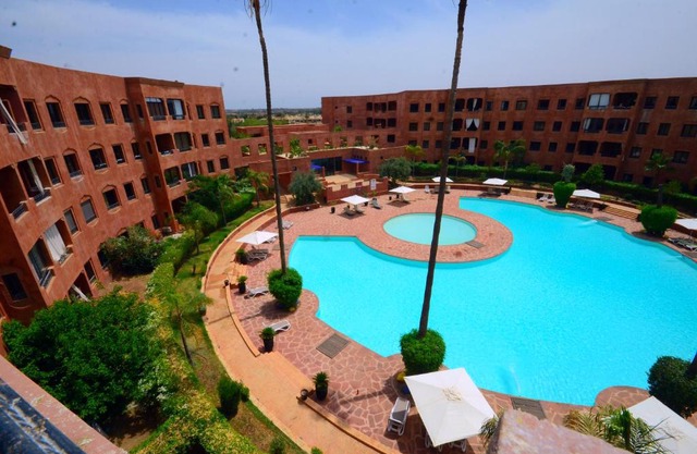 Appart vue piscine et montagne Marrakech