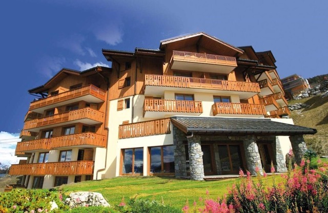 Appartement abordable à 50m du téléphérique | Accès piscine
