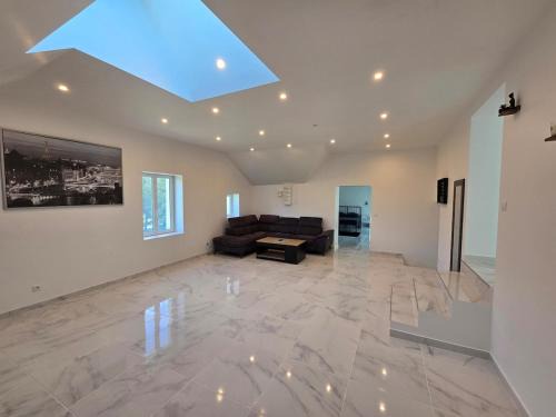 Appartement 150m2 avec jardin 3000 m2