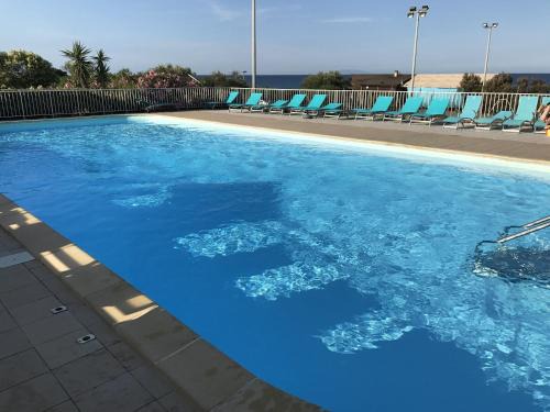 Appartement convivial à Cervione, 35 m², piscine partagée