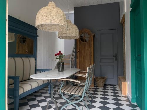 Appartement privé dans un hôtel particulier d'hôtes avec piscine & spa Libourne, Saint-Emilion