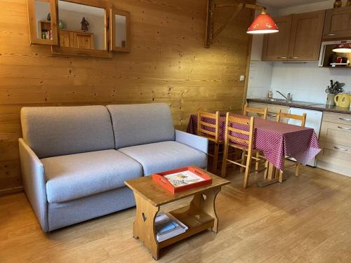Appartement skis aux pieds 4 pers avec terrasse ensoleillée - L'Alpe d'Huez - FR-1-405-348