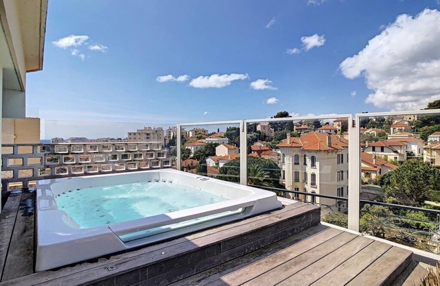 Appartement Toit Terrasse Avec Jacuzzi Pour 4/6 Personnes