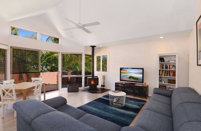 Applecross House - 2 minutes to the beach