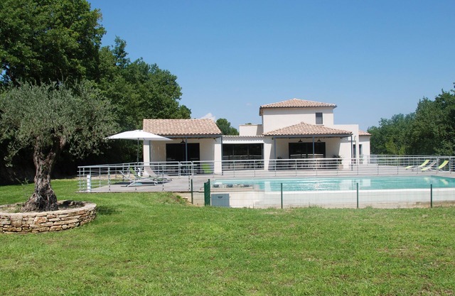 Villa Arquitecto, 12x7 piscina, cerca de Avignon, Orange, 14 pers.