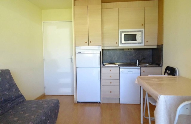 Arette: Apartamento para 4 pers. a pie de pistas con balcón, parking, ascensor
