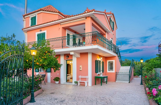 ESTUPENDO APARTAMENTO DE 2 DORMITORIOS A 6KM DE ARGOSTOLI CERCA DE LA PLAYA