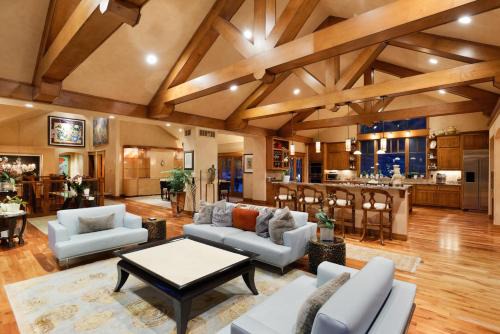 Artful Roaring Fork Estate