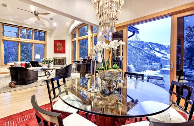 Aspen Luxury Winter Ski Retreat, Elegance, Views and Location…Minutes to Ajax!