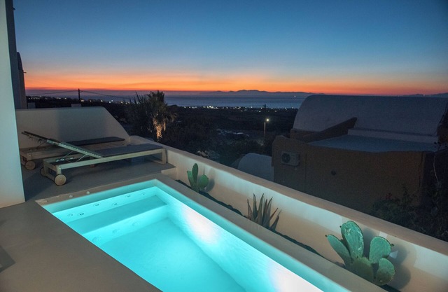 Astrea Suites Villa FinikiaSea View