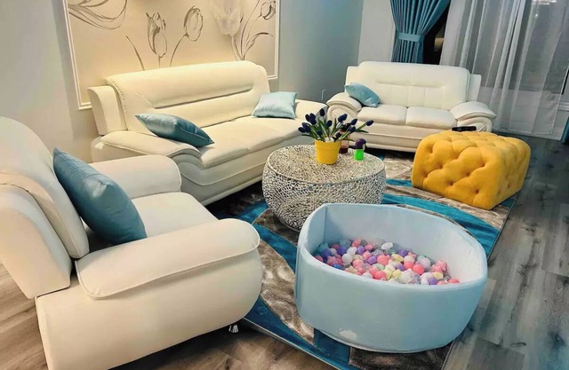 At the Blue Tulips you will experience luxurious, private yet natural lifestyle