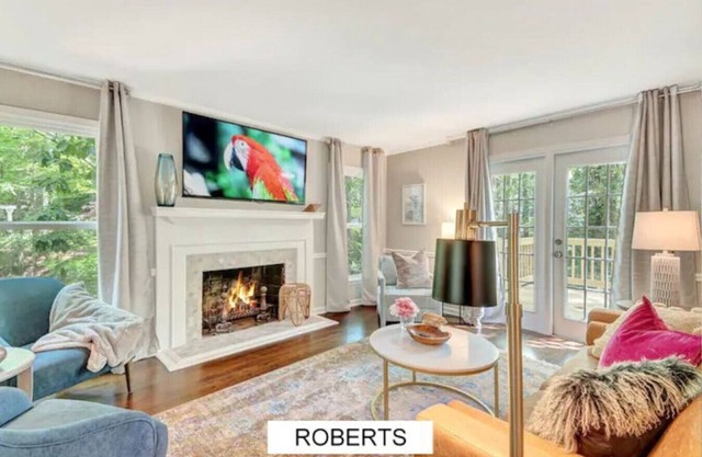 ATH - Sleeps 6 - 3 Beds Pet Friendly - Roberts