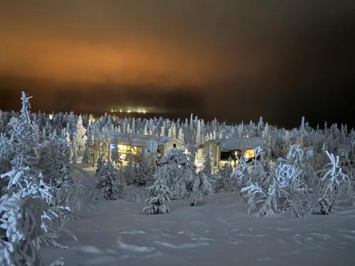 AuroraLevi Utsuvaara Retreat, Ski-In