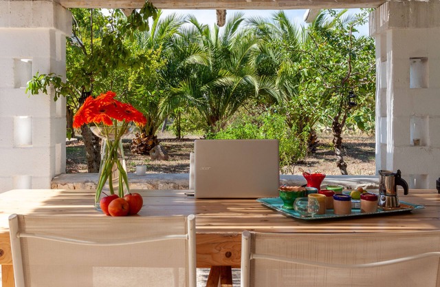 Casa de campo de lujo con jacuzzi al aire libre, clase de cocina Alta velocidad Wi-Fi ADSL