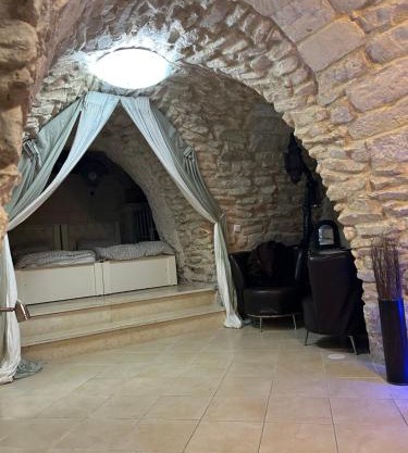 Authentic Tzfat Cave Tzimmer