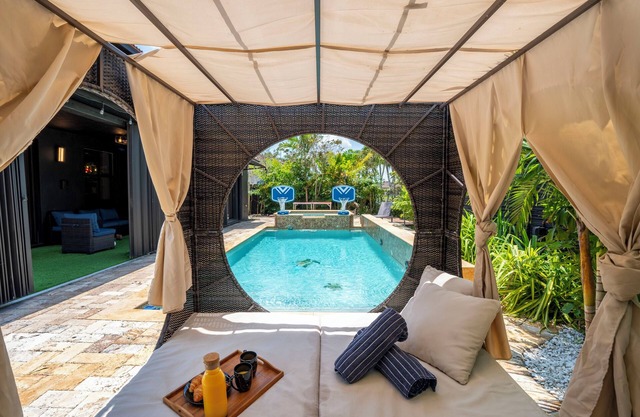 Avatar Luxe Villa 5BR I Cinema I Pool I Game Room I Waterfront