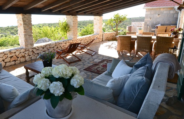 Lejos de todo, la cabaña de piedra romántica Holiday Private Pool climatizada