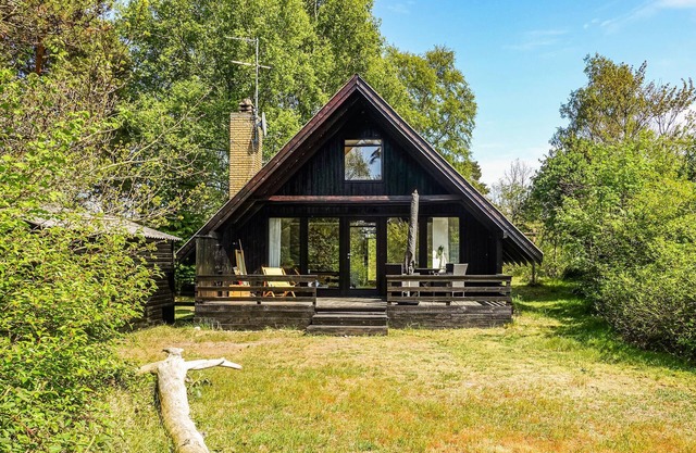 Hermosa casa en Aakirkeby con WiFi