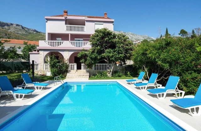 Impresionante casa en Zrnovnica con.