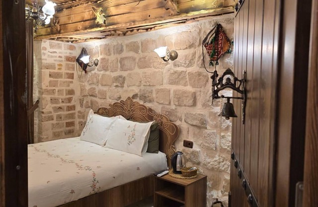 Babylon Stone Hotel