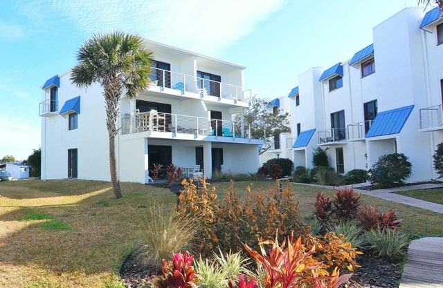 New Furniture! 2-bedroom condo just steps from the beach and community pool.