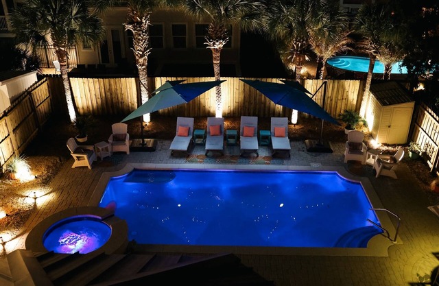 Bahama Breeze- Private Pool- Dog Friendly!