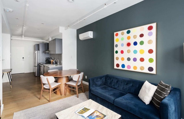210- 1Bedroom Queen S