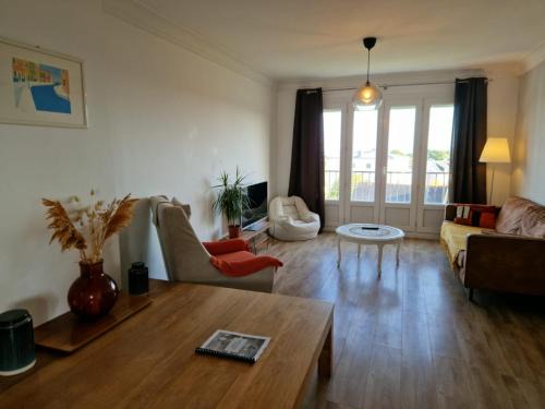 Balcon sur la rade - Appartement 2 chambres - Pour famille & pros