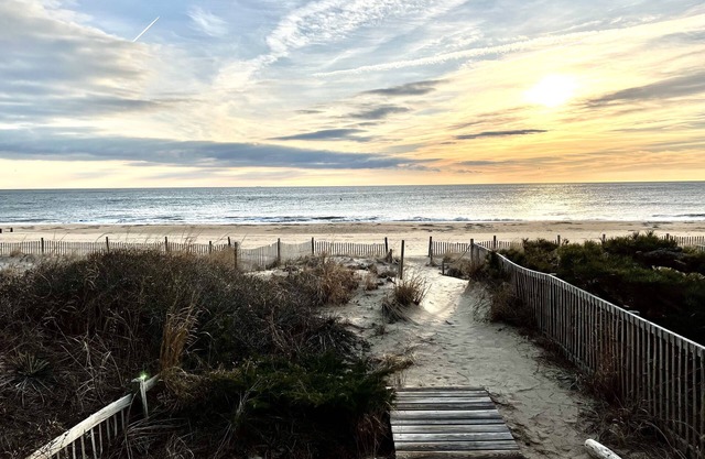 Atlantic Watergate Oceanfront Townhome en Bethany
