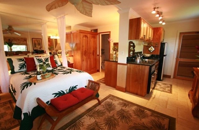125 $ - Bamboo Beach Studio en Poipu con vista al mar
