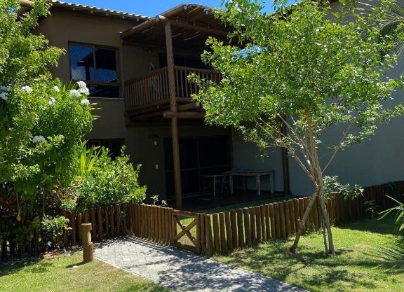BANGALÔ 3 QUARTOS EM CONDOMINIO TAVARUA ITACIMIRIM