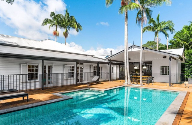 Bangalla Bangalow - a prestigious home nestled within a private compound