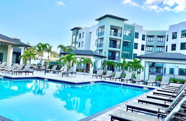 GatewayCommons 2BD 1