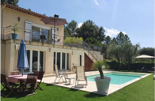 Parte inferior de la villa con piscina - Nuevo