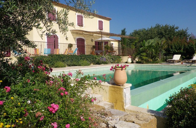 Bastide 200m2 y 2500m2, piscina débordement10 / 5, vista la victoria ste, bolos