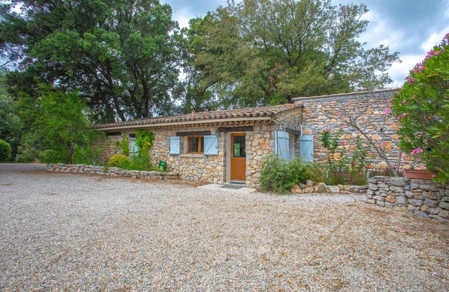Casita de campo 'Domaine L'helion' con piscina privada, Wi-Fi y aire acondicionado