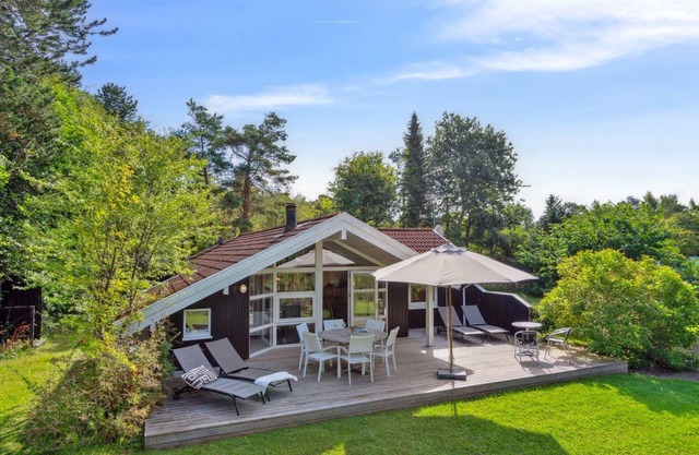 "Batsha" - 350m from the sea by Interhome