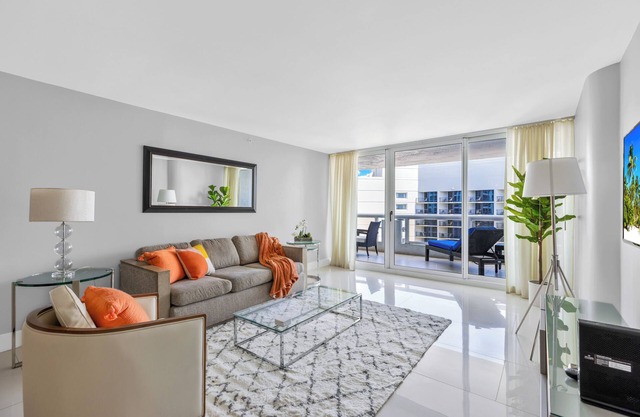 Bay Overlooking Condo With Balcony