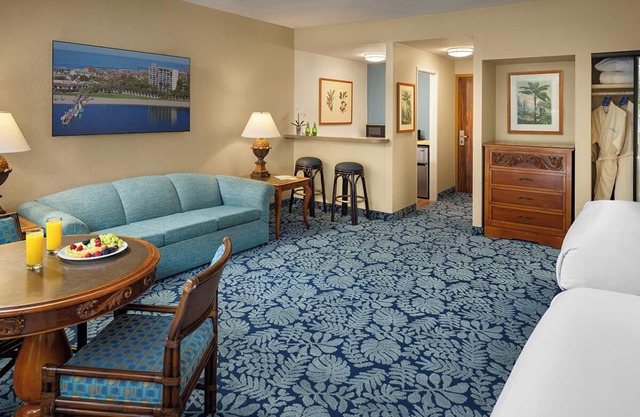 Bay View Studio Queens, Catamaran Resort, Pvt Beach, Spa, Near SeaWorld