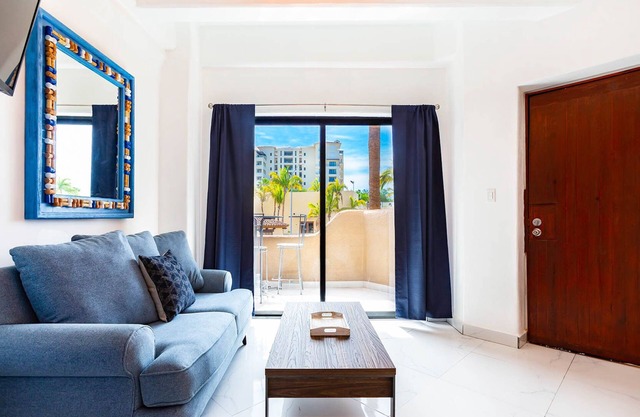 Beach Condo on the Marina, Fully Renovated