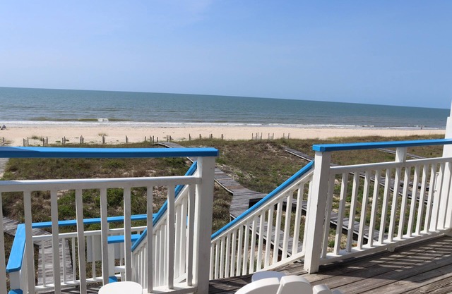 frente a la playa con decoraciones divertidas para una escapada inolvidable!
