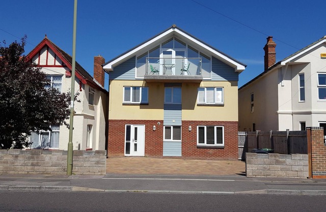 Casa de playa en Lee en el Solent (planta baja solamente)