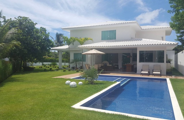 Casa de playa en Guarajuba, totalmente amueblada, condominio de lujo y seguridad las 24 horas